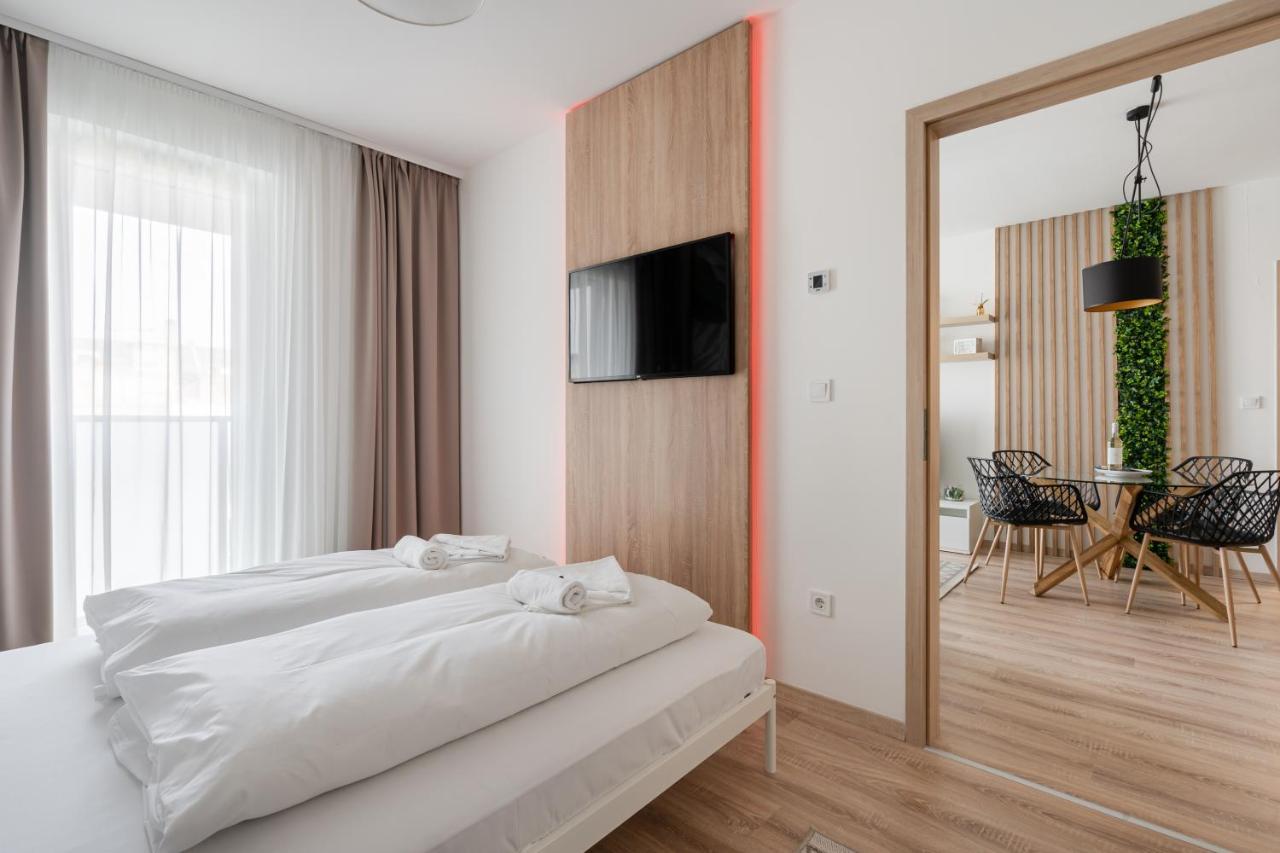 Westside River Apartment Budapeszt Zewnętrze zdjęcie